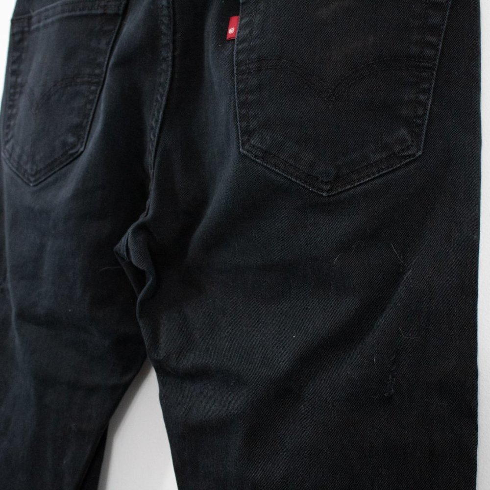 Levis 510 Ripped Jean - Picture 3 of 6